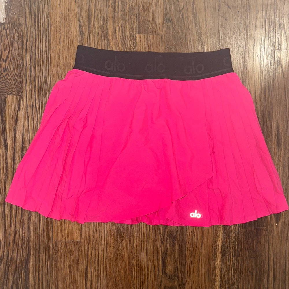ALO Yoga Women's Vibrant Pink Skort